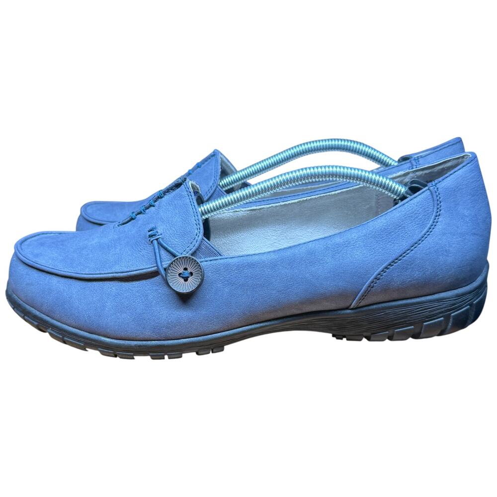 WHITE MOUNTAIN Judo Women's 10M Blue Slip On Comfort Shoes Button Detail Flats - Picture 2 of 11